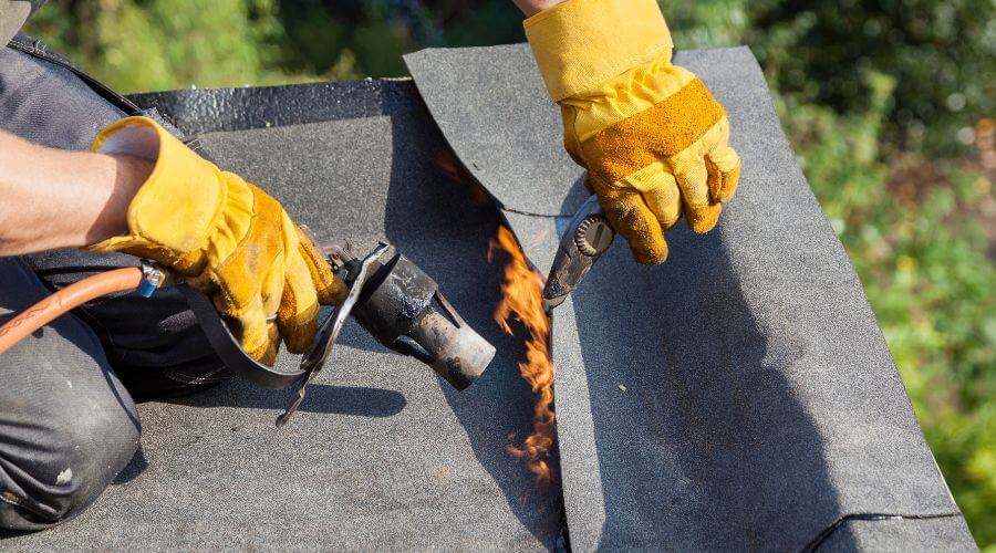 Professional gutter cleaning in Mayville, MI